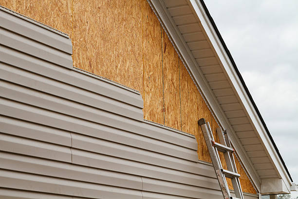 Professional Wood Siding technician working in Amherst, OH